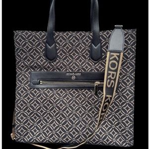- MK Kempner North n South used lg tote